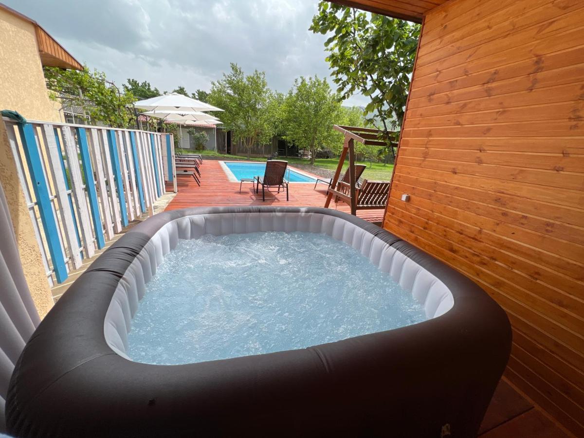 Aspindza Brewery House&Beer Spa מראה חיצוני תמונה